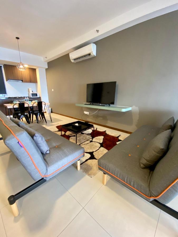 The Landmark - 800 Sqf Studio With Balcony Apartment George Town Bagian luar foto